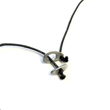 Load image into Gallery viewer, LEAF IN BUD pendant