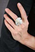 Load image into Gallery viewer, CUSP ring