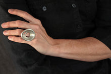 Load image into Gallery viewer, OVUM ring