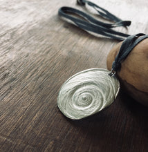 Load image into Gallery viewer, SPIRAL pendant