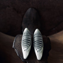 Load image into Gallery viewer, ZEBRAPOD earrings