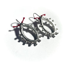 Load image into Gallery viewer, PRICKLEPAIR earrings