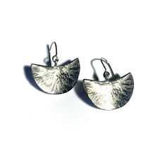 Load image into Gallery viewer, MOONSONG earrings