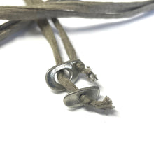 Load image into Gallery viewer, VANILLOS pendant