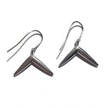 Load image into Gallery viewer, ACACIA earrings