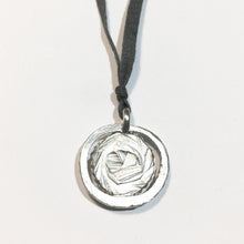 Load image into Gallery viewer, RADII pendant